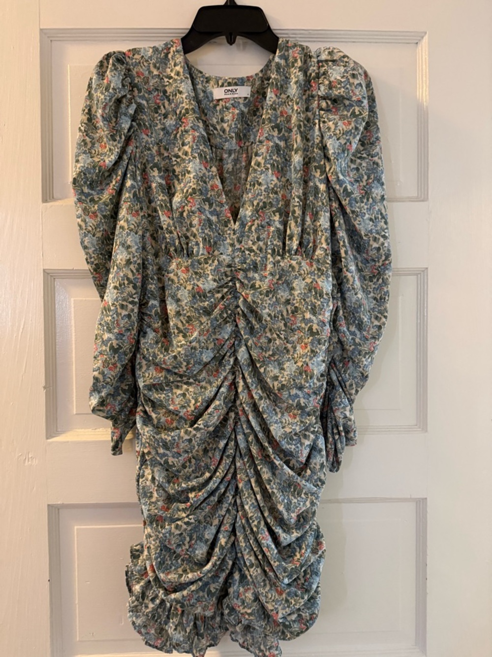 ONLY Sage Floral Ruched V-Neck Long Sleeve Midi Dress